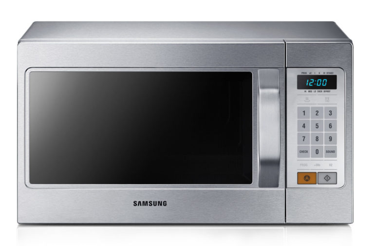 Programmable microwave oven with 20 programs